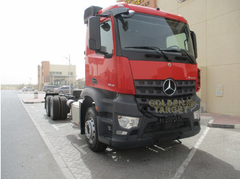 تأجير MERCEDES-BENZ Arocs 3348 6x4 Chassis MERCEDES-BENZ Arocs 3348 6x4 Chassis: صورة 1