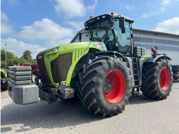 جرار CLAAS Xerion 5000