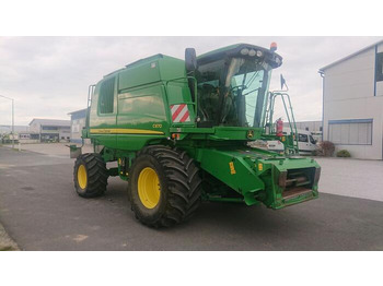 حصادة JOHN DEERE C670