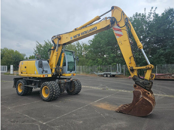 حفار ذو عجلات NEW HOLLAND