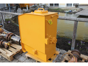 خزان الوقود LIEBHERR