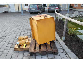 خزان الوقود - آلات الإنشاء Liebherr A902: صورة 3 خزان الوقود - آلات الإنشاء Liebherr A902: صورة 3