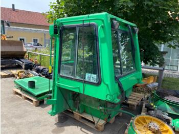 كابينة LIEBHERR