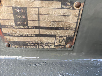 المحور و قطع الغيار - آلات الإنشاء Liebherr ZF AP 409 aus LH L 531: صورة 3