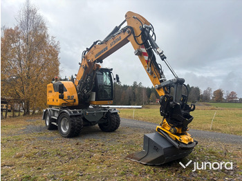 حفار ذو عجلات LIEBHERR A 913