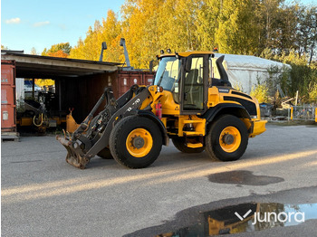 اللودر بعجل VOLVO L50