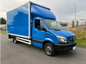 شاحنة صندوقية MERCEDES-BENZ Sprinter 516
