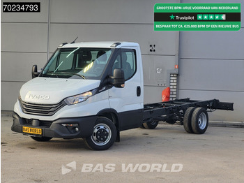 شاحنة توصيل مغلقة IVECO Daily 35c18