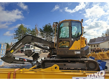 حفار زاحف VOLVO ECR88D