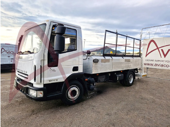 شاحنة خدمة المراحيض