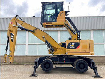 آلة التعامل مع النفايات CATERPILLAR MH3022