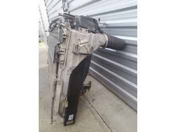 مبرد هواء الشحن - شاحنة Mercedes-Benz ACTROS MP4 A9605002801: صورة 2 مبرد هواء الشحن - شاحنة Mercedes-Benz ACTROS MP4 A9605002801: صورة 2