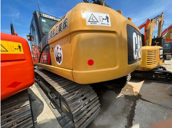 حفار زاحف CATERPILLAR 323D