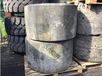 إطارات LIEBHERR