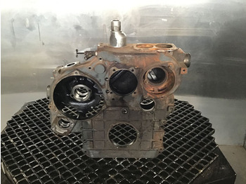 المحرك و قطع الغيار LIEBHERR