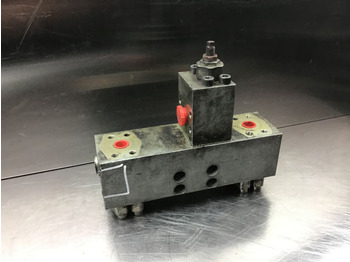 أجهزة هيدروليكية LIEBHERR