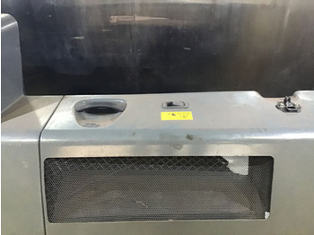 غطاء السيارة Liebherr Engine Hood: صورة 3