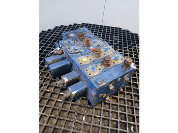 أجهزة هيدروليكية LIEBHERR