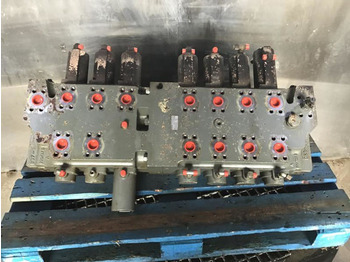 أجهزة هيدروليكية LIEBHERR