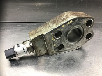 قطع الغيار LIEBHERR