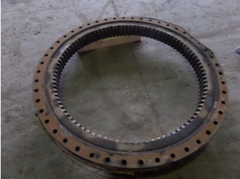 قطع الغيار LIEBHERR