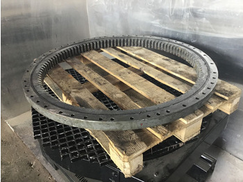 قطع الغيار LIEBHERR