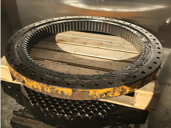 قطع الغيار LIEBHERR