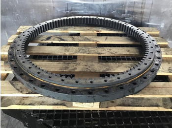 قطع الغيار LIEBHERR