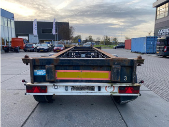 ناقل حاوية/ نصف مقطورة بحاوية Renders Euro 700 / Container Chassis / 20 FT: صورة 2 ناقل حاوية/ نصف مقطورة بحاوية Renders Euro 700 / Container Chassis / 20 FT: صورة 2