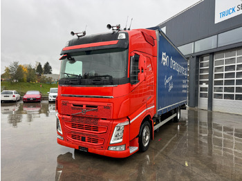 شاحنة ذات ستائر جانبية VOLVO FH 500