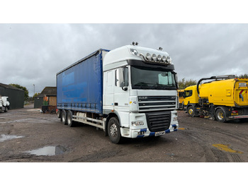شاحنة ذات ستائر جانبية DAF XF 105 510