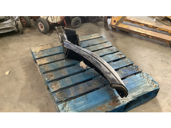 معدات الانشاءات IVECO WHEEL ARCH & STEP: صورة 2