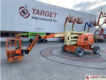 مرفاع مفصلي JLG