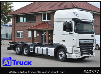 ناقلة حاويات/ شاحنة حاويات DAF XF 480