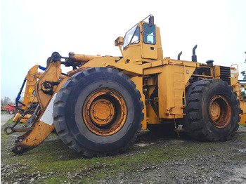 اللودر بعجل CATERPILLAR 992
