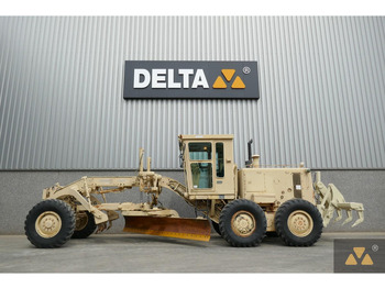 ماكينة تسوية CATERPILLAR