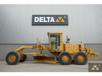 ماكينة تسوية CATERPILLAR