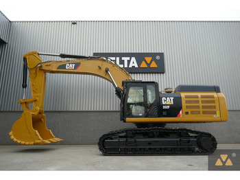 حفار زاحف CATERPILLAR 352F