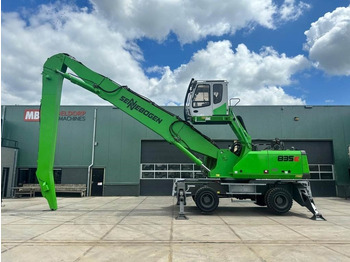 آلة التعامل مع النفايات SENNEBOGEN