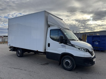 شاحنة بصندوق مغلق IVECO Daily 35s14
