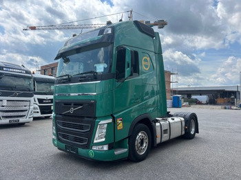 مقطورة السحب VOLVO FH13 500