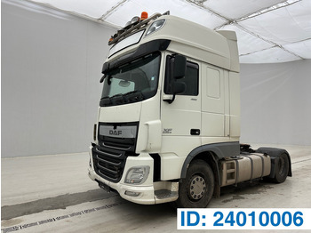 مقطورة السحب DAF XF 460