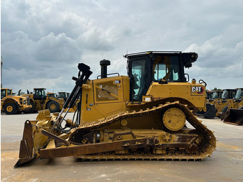 بلدوزر CATERPILLAR D6