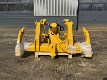 حراث تحت التربة CATERPILLAR