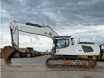 حفار زاحف LIEBHERR R 944