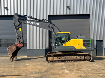حفار زاحف VOLVO EC220EL