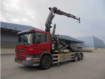 شاحنة برافعة خطافية SCANIA P 400