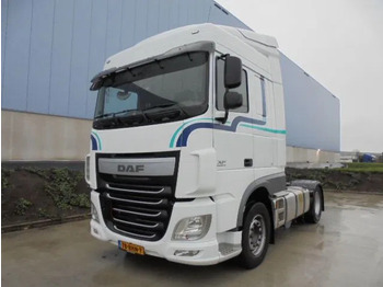 مقطورة السحب DAF XF 440