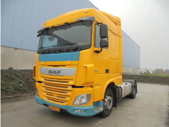 مقطورة السحب DAF XF 440