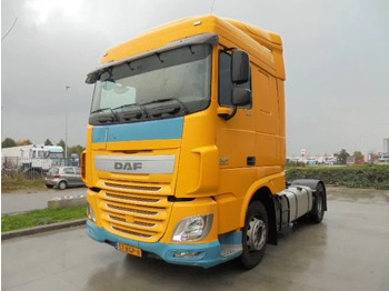 مقطورة السحب DAF XF 440